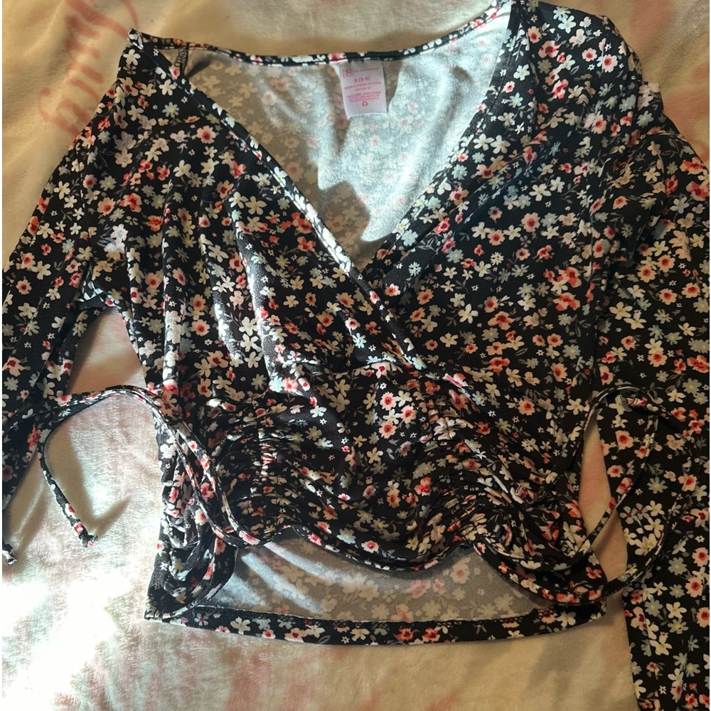 Cropped long sleeve